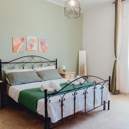 Loli Trulli Superior Villa - Free Parking กัสเตลลานา กรอตเต ภายนอก รูปภาพ
